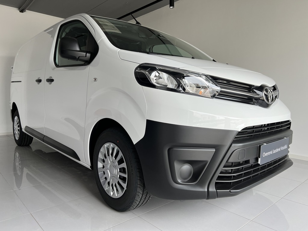 Toyota PROACE Active 2.0 D 140k 6M/T L2 4D Panel Extra